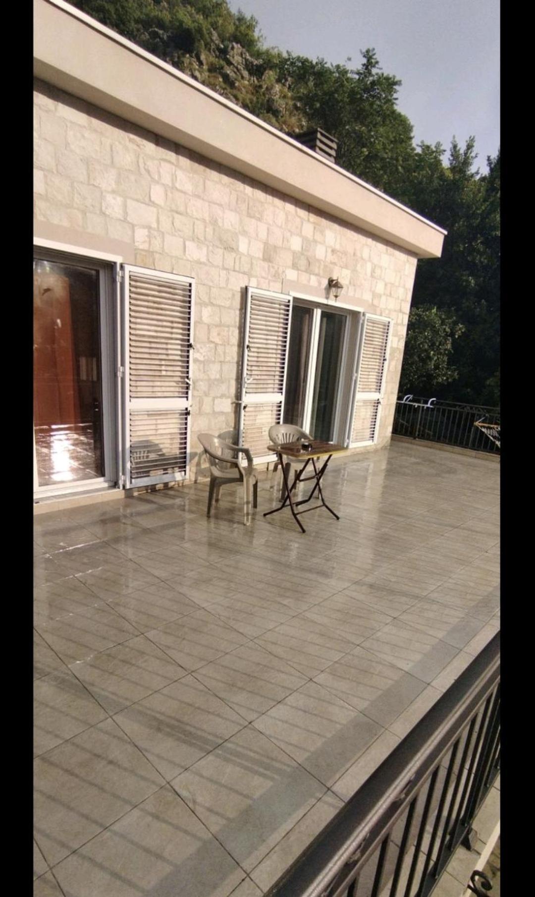 Guesthouse Nikoleta 2 Котор Экстерьер фото